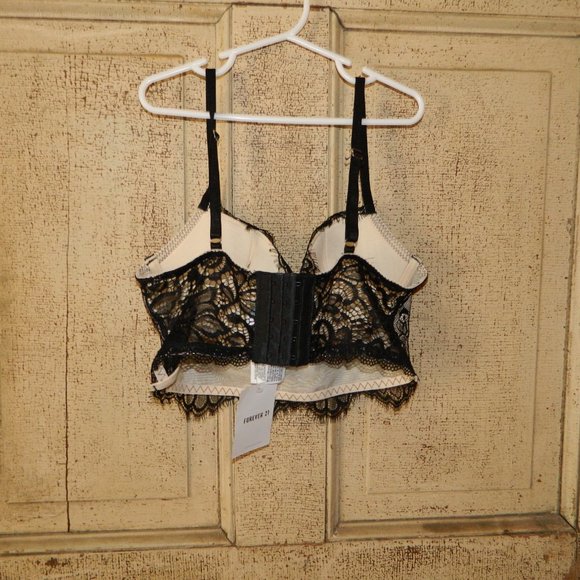 Forever 21 Lace Bralette Size M  NWT (HH-10) - Picture 2 of 4